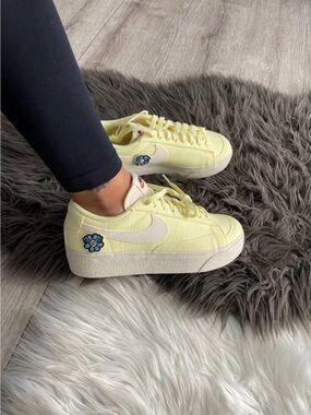 Nike Blazer Low Platform Next Nature Sz 8.5